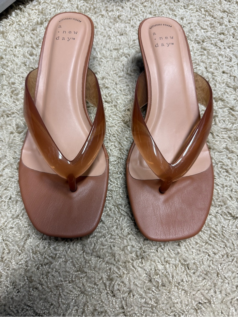 A New Day JELLY sandals size 7. Excellent condition.